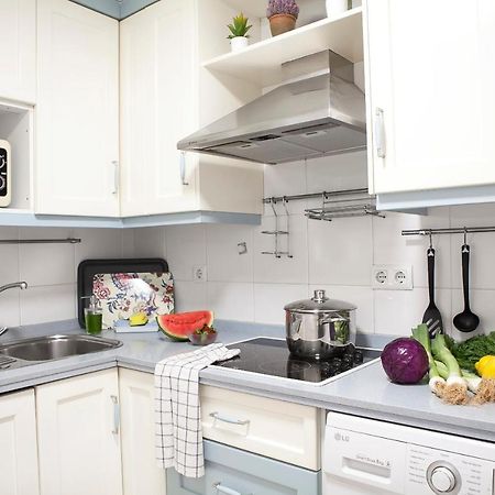 Apartamentos Rg Arenal II Севиля Екстериор снимка