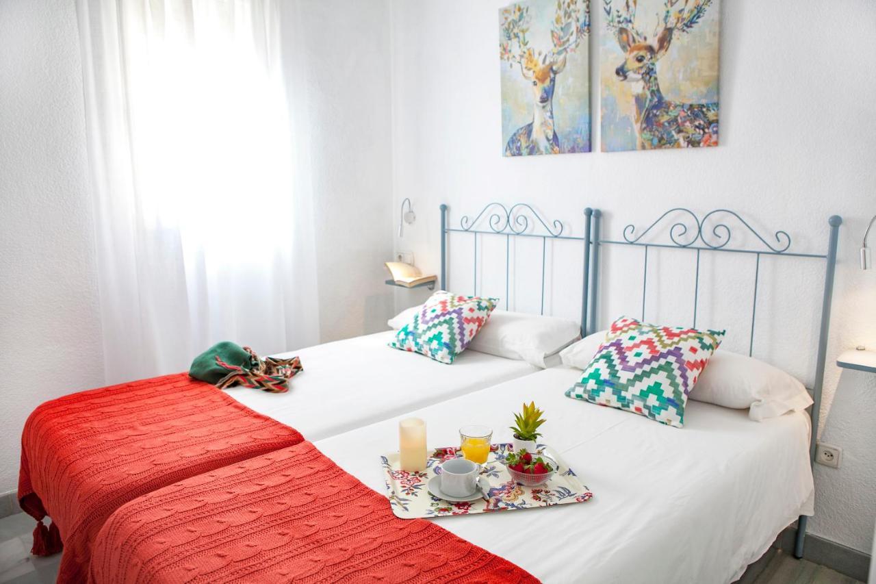 Apartamentos Rg Arenal II Севиля Екстериор снимка