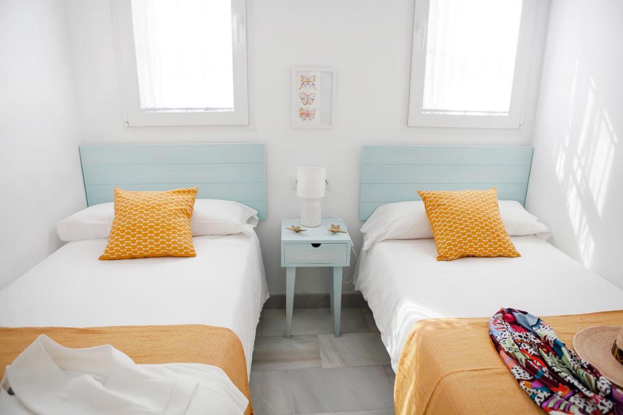 Apartamentos Rg Arenal II Севиля Екстериор снимка
